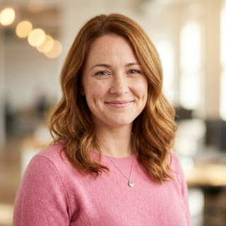 Emily Watson, responsable del servicio de atención al cliente en Reservanzía